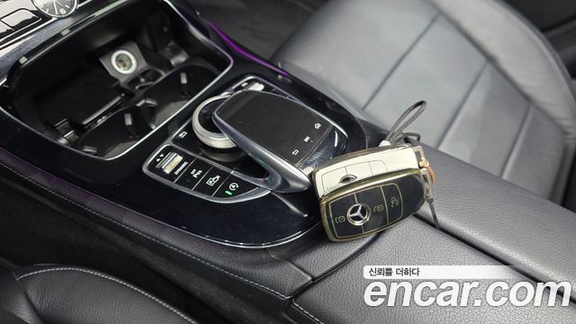 Mercedes-Benz E-Class E220d Avantgarde
