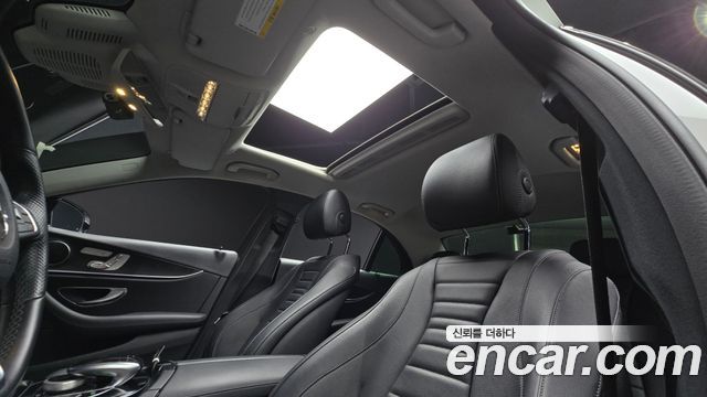 Mercedes-Benz E-Class E220d Avantgarde