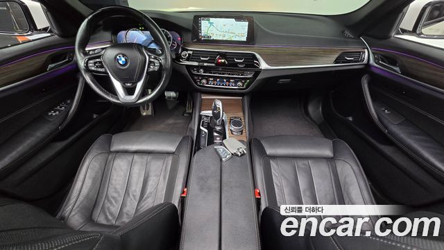 BMW 5-Series 520d xDrive M Sport Package Plus