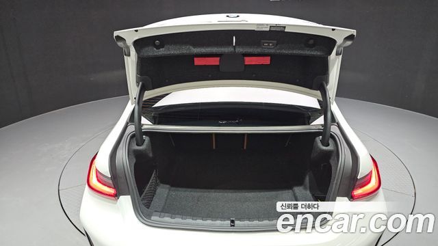 BMW 3-Series 320i M Sport