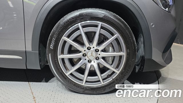 Mercedes-Benz GLA-Class GLA45 AMG 4MATIC+