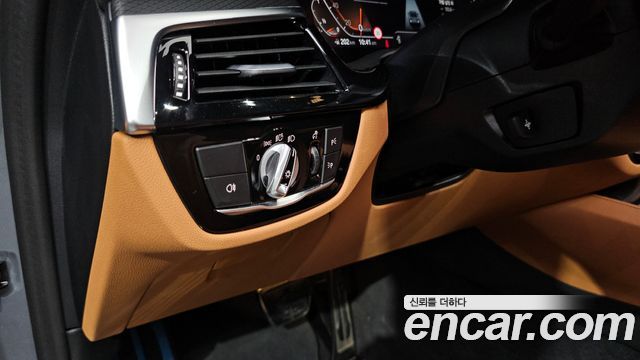 BMW 5-Series 520i M Sport