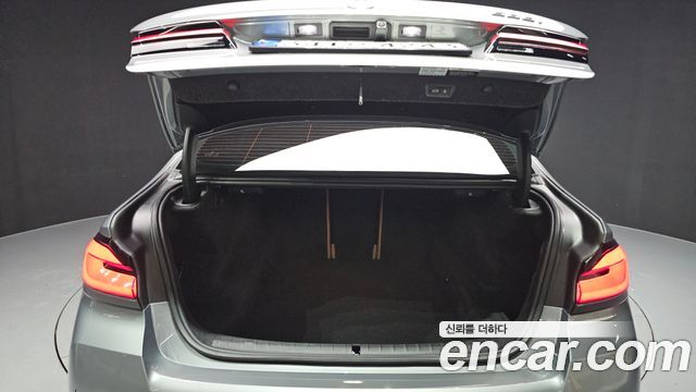 BMW 5-Series 520i M Sport