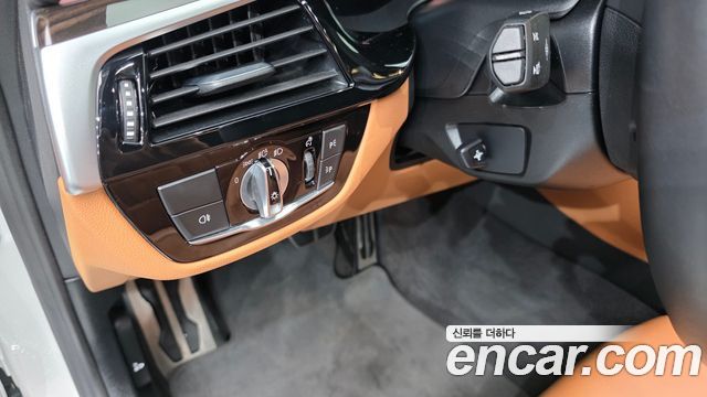 BMW 5-Series 520i M Sport