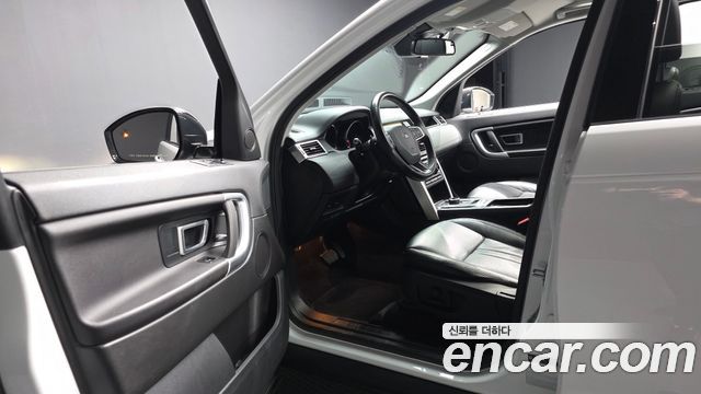 Land Rover Discovery Sport 2.0 TD4 SE