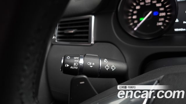 Land Rover Discovery Sport 2.0 TD4 SE