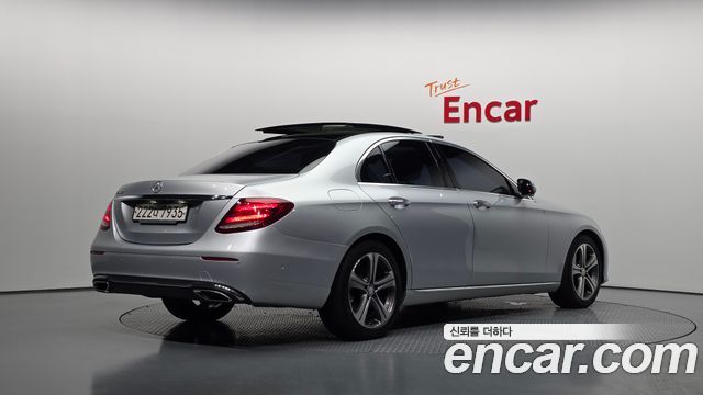 Mercedes-Benz E-Class E300 Avantgarde