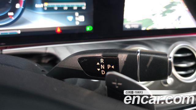 Mercedes-Benz E-Class E300 Avantgarde