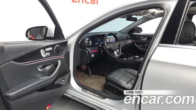 Mercedes-Benz E-Class E300 Avantgarde