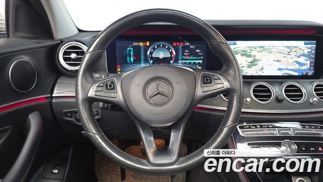 Mercedes-Benz E-Class E300 Avantgarde