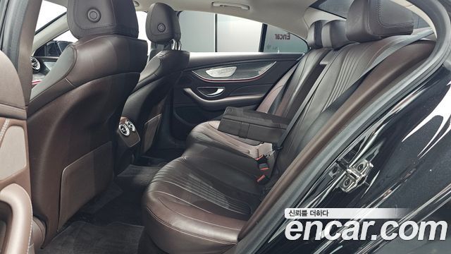 Mercedes-Benz CLS-Class CLS300d AMG Line