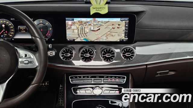 Mercedes-Benz CLS-Class CLS300d AMG Line