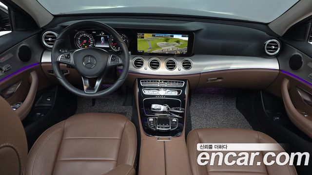 Mercedes-Benz E-Class E200 Avantgarde