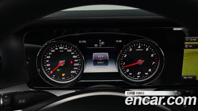 Mercedes-Benz E-Class E200 Avantgarde
