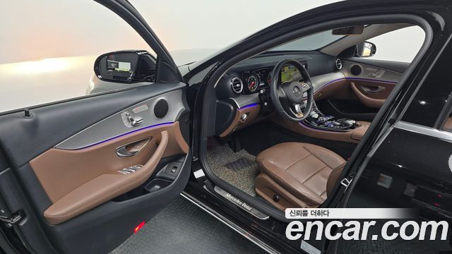 Mercedes-Benz E-Class E200 Avantgarde