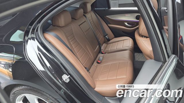 Mercedes-Benz E-Class E200 Avantgarde