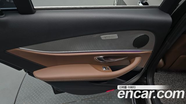 Mercedes-Benz E-Class E200 Avantgarde