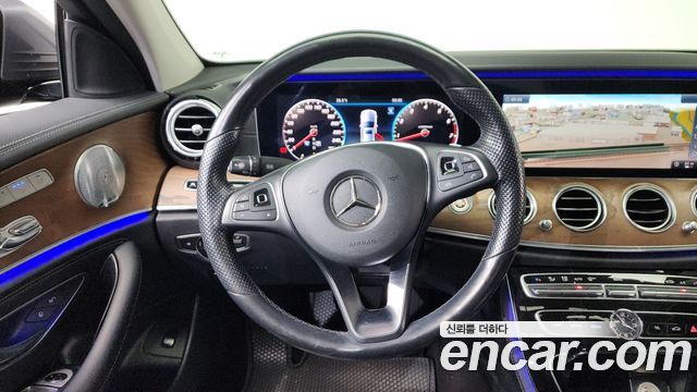 Mercedes-Benz E-Class E300 Exclusive