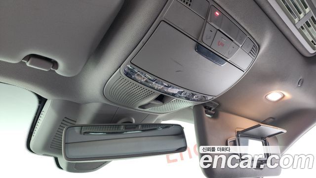 Mercedes-Benz E-Class E300 Exclusive
