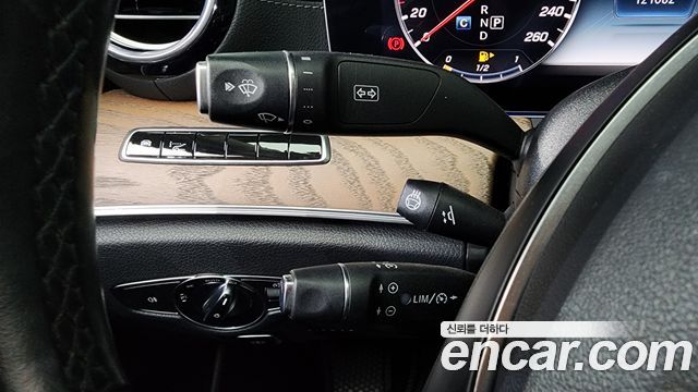 Mercedes-Benz E-Class E300 Exclusive