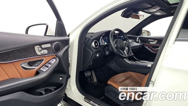 Mercedes-Benz GLC-Class GCL300 4MATIC Coupe