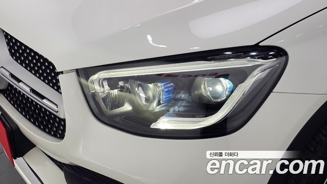 Mercedes-Benz GLC-Class GCL300 4MATIC Coupe