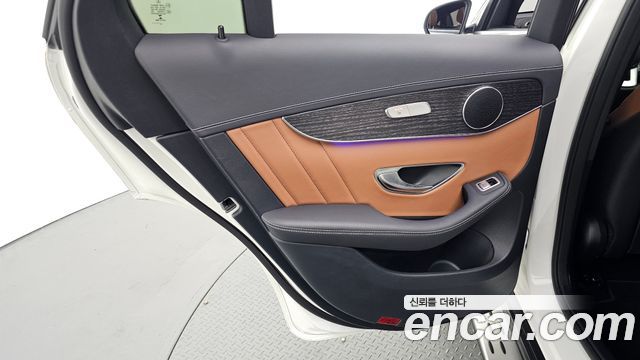 Mercedes-Benz GLC-Class GCL300 4MATIC Coupe