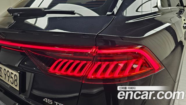 Audi Q8 45 TDI Quattro Premium