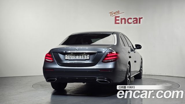 Mercedes-Benz E-Class E250 Avantgarde