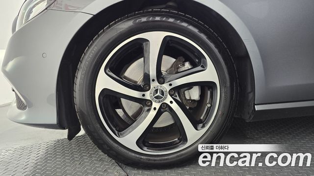 Mercedes-Benz E-Class E250 Avantgarde