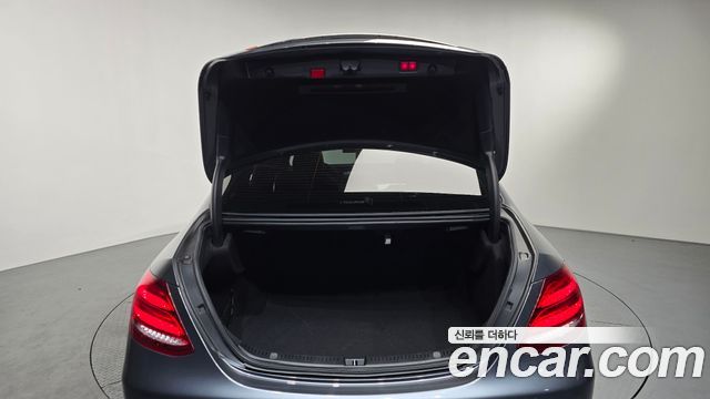 Mercedes-Benz E-Class E250 Avantgarde