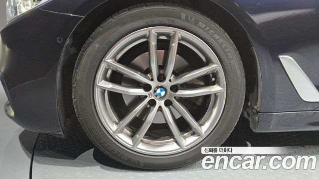 BMW 5-Series 520i M Sport