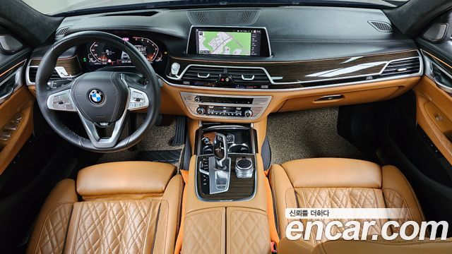 BMW 7-Series 740Li xDrive Design Pure Excellence