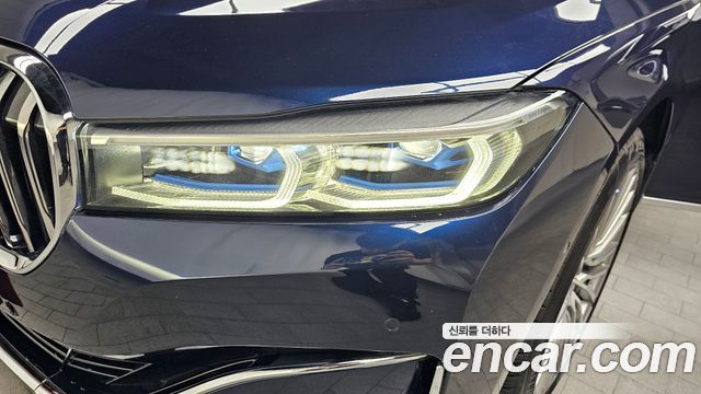 BMW 7-Series 740Li xDrive Design Pure Excellence
