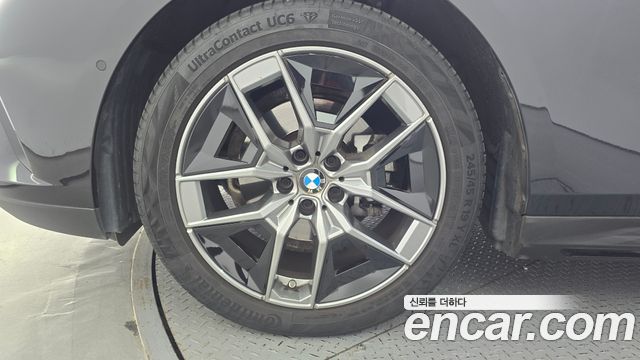 BMW 5-Series 520i