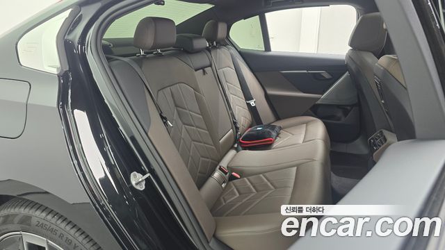 BMW 5-Series 520i