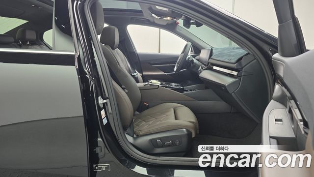 BMW 5-Series 520i