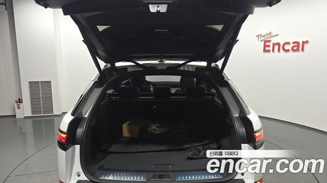 Land Rover Range Rover Velar 2.0 P400E Dynamic SE