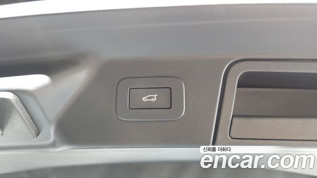 Land Rover Range Rover Velar 2.0 P400E Dynamic SE