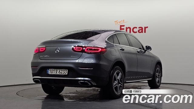 Mercedes-Benz GLC-Class GLC300e 4MATIC Coupe