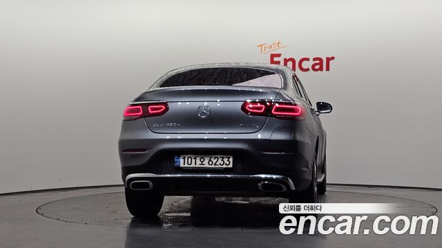 Mercedes-Benz GLC-Class GLC300e 4MATIC Coupe