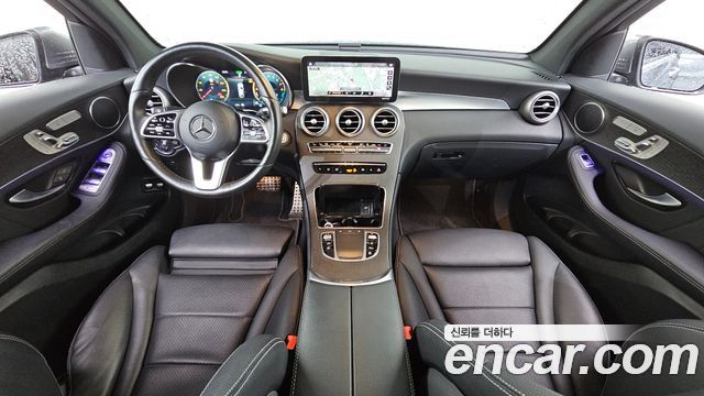 Mercedes-Benz GLC-Class GLC300e 4MATIC Coupe