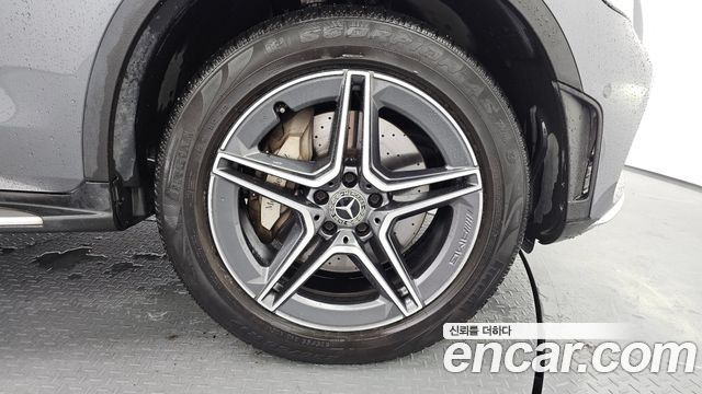 Mercedes-Benz GLC-Class GLC300e 4MATIC Coupe