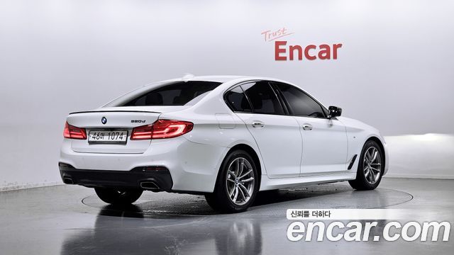 BMW 5-Series 520d M Sport package