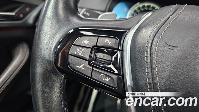 BMW 5-Series 520d M Sport package