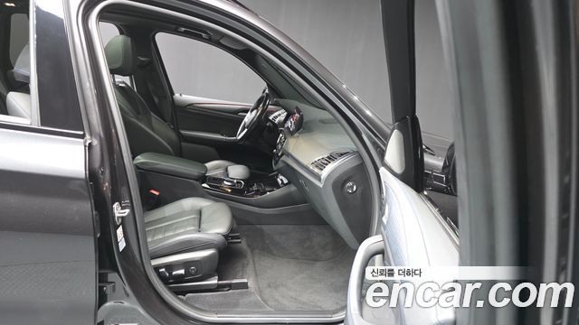 BMW iX3 M Sports