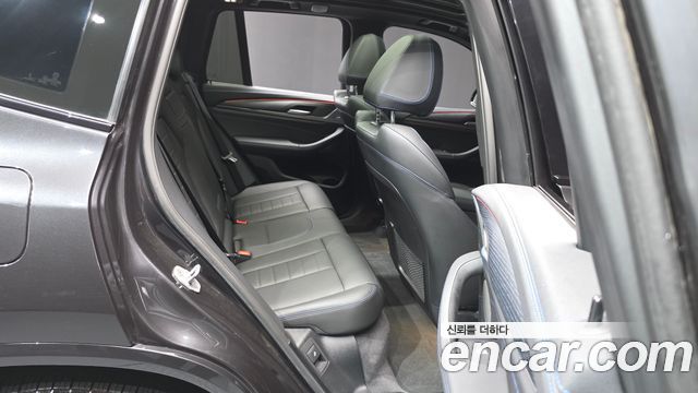BMW iX3 M Sports