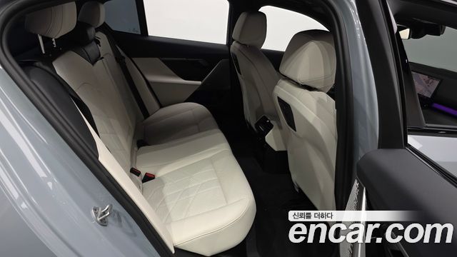 BMW 5-Series 523d M Sport