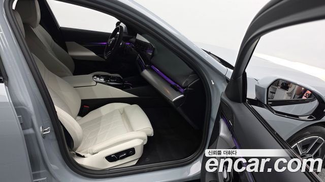 BMW 5-Series 523d M Sport