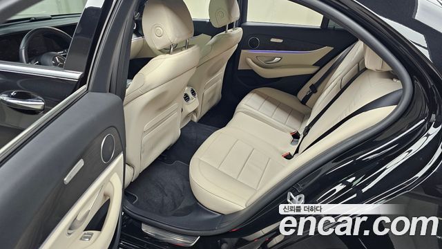 Mercedes-Benz E-Class E250 AMG Line